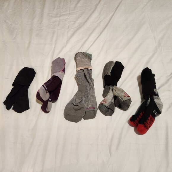 5 pair of Ladies Ski Socks - Smartwool, Hot Chilly, EuroS - Picture 1 of 8